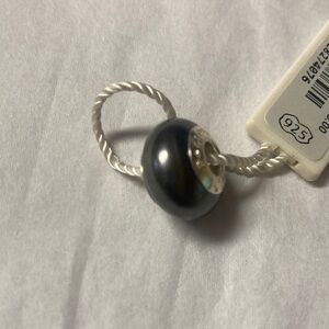 Persona charm